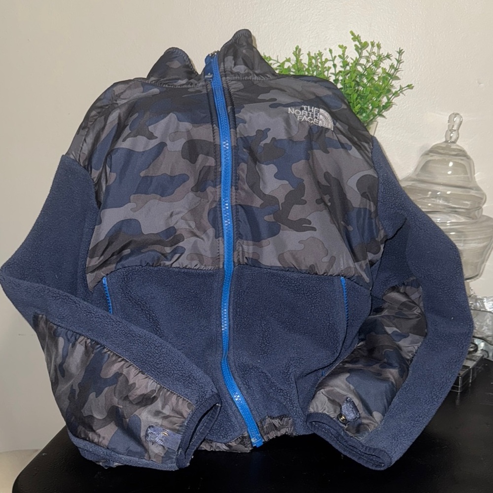 The North Face Kids Camo Jacket - Blue and Black